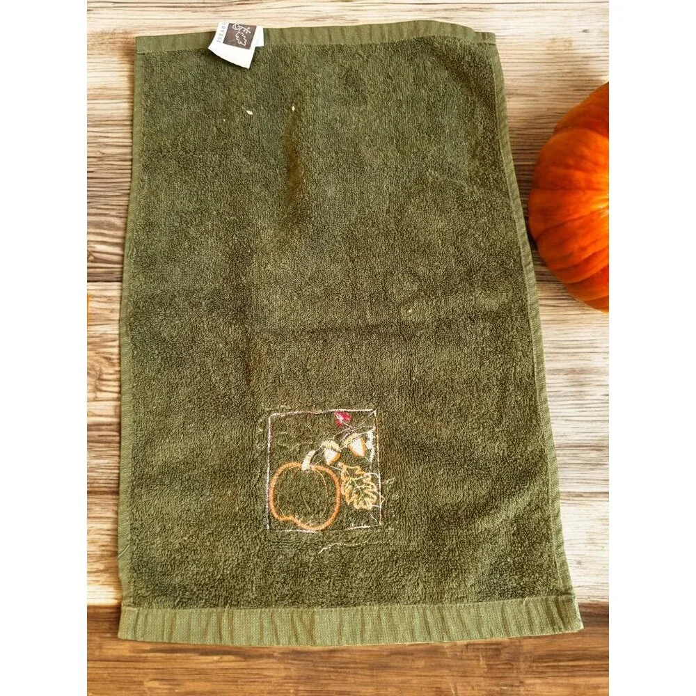 2 Olive Green Fall Pumpkin Towels , Hand towel and Fingertip towel